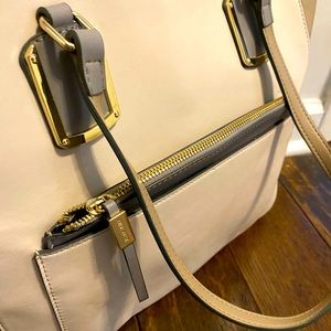 Nine West tote bag, lightly used, great condition! Beautiful cream/grey/gold